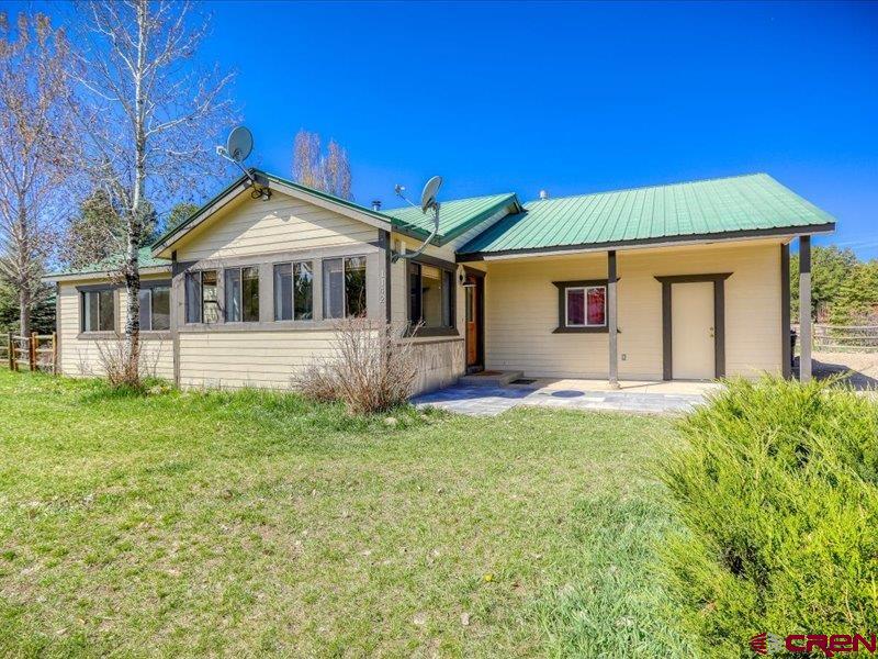 1142 Lake Forest Circle