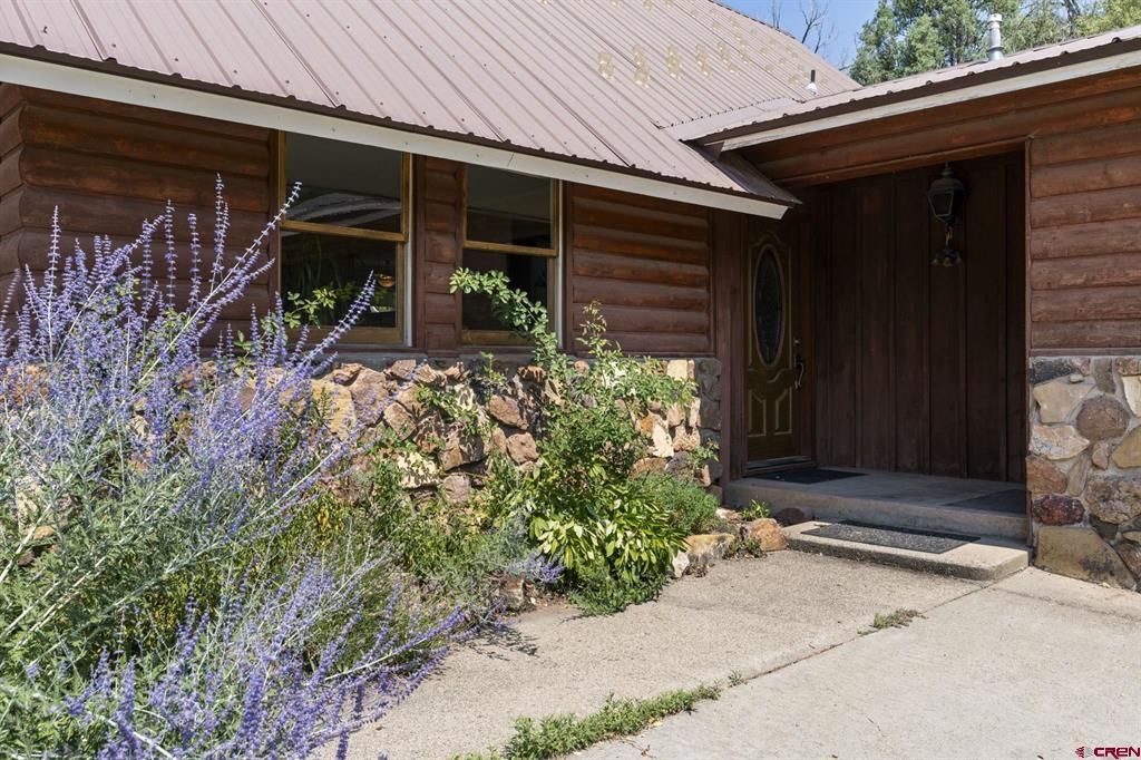 285 Albrecht Lane