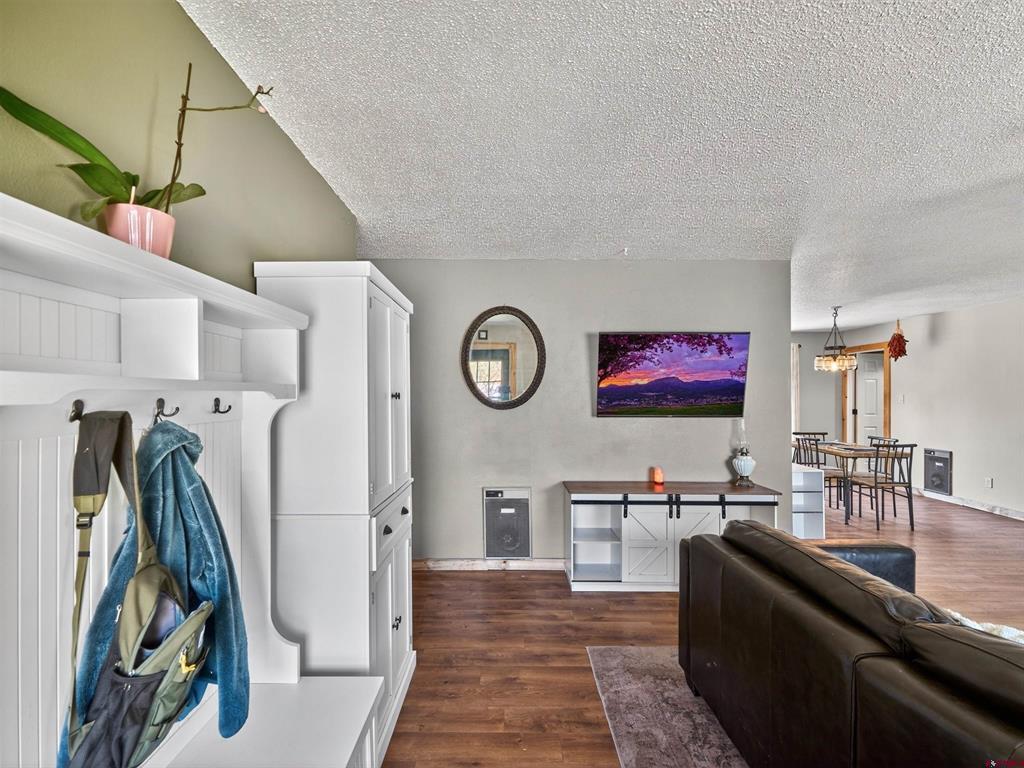 322 Meadowbrook Drive