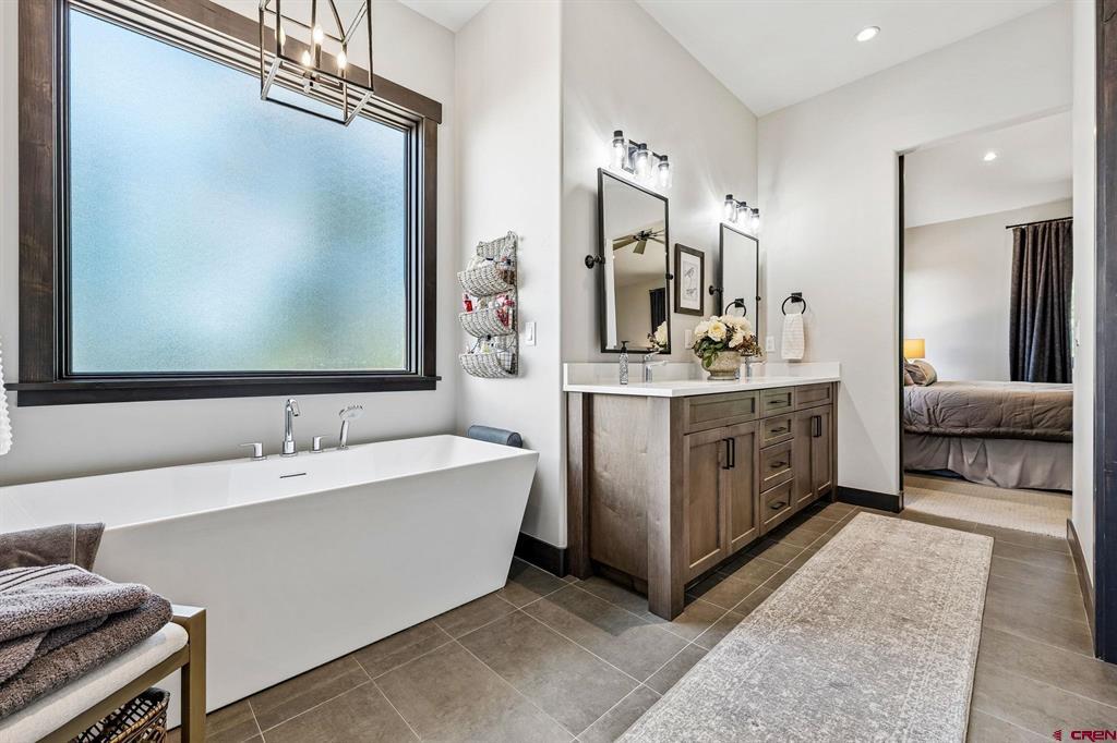 1133 Edgemont Highlands Dr, Durango, CO, 81301, USA, 3 Bedrooms Bedrooms, ,3 BathroomsBathrooms,Residential,Active,1133 Edgemont Highlands Dr,837756