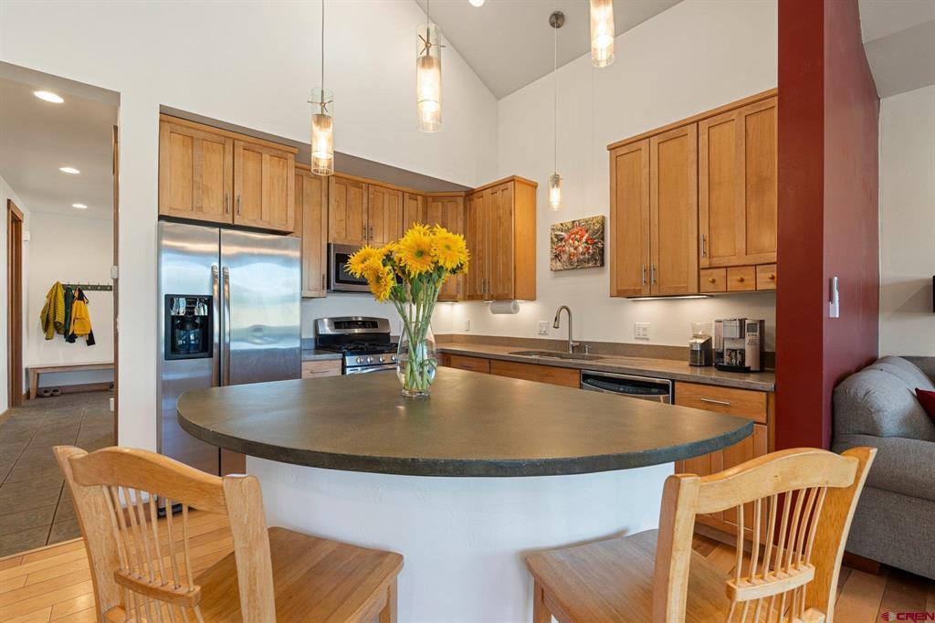 Durango, Colorado 81301, United States, 4 Bedrooms Bedrooms, ,2 BathroomsBathrooms,Residential,Active,134392