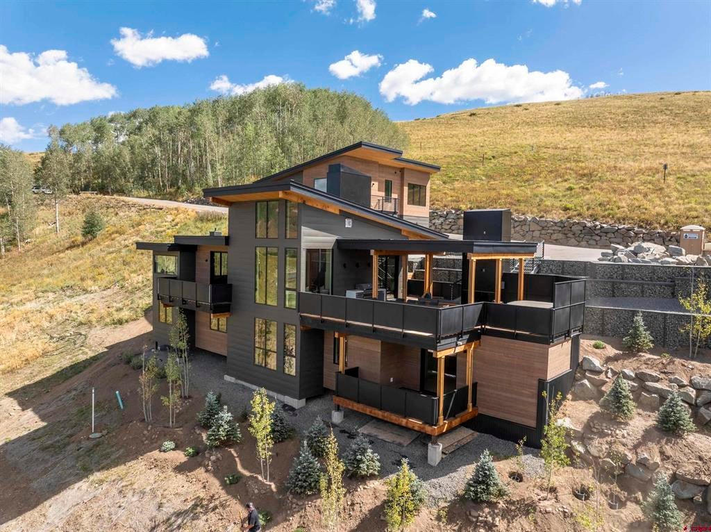 63 Cinnamon Mountain Road