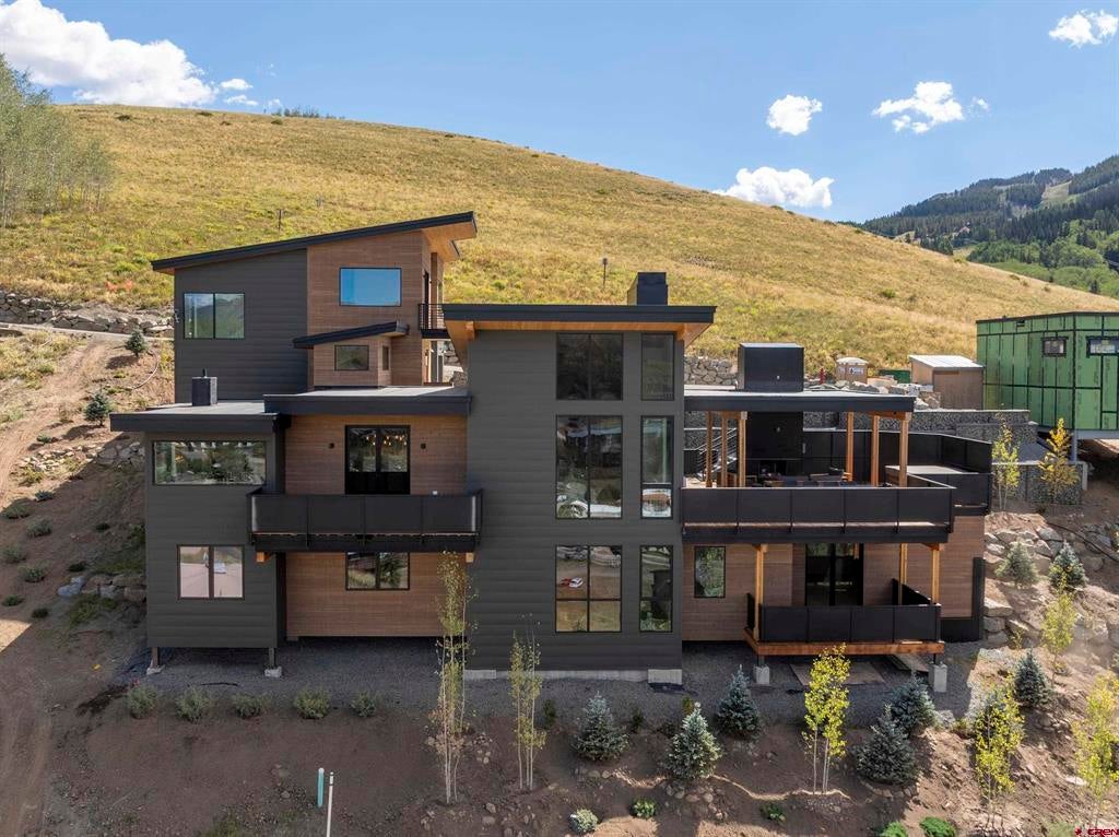 63 Cinnamon Mountain Road