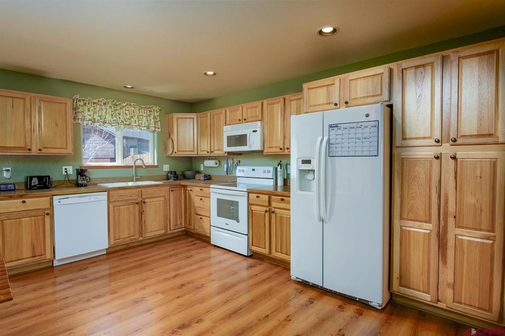 Gunnison, Colorado 81230, United States, 3 Bedrooms Bedrooms, ,2 BathroomsBathrooms,Residential,Contingent,111781