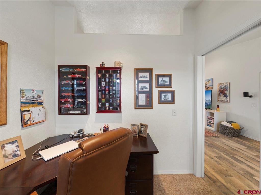 Montrose, Colorado 81401, United States, 3 Bedrooms Bedrooms, ,2 BathroomsBathrooms,Residential,Contingent,76623