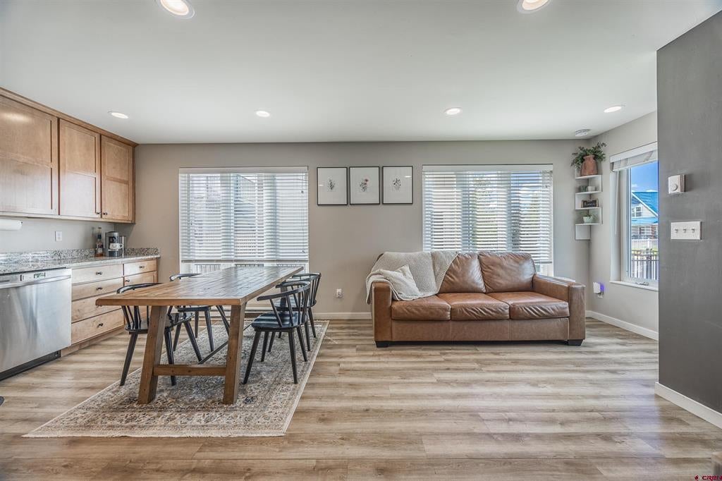 305 Van Tuyl Circle A