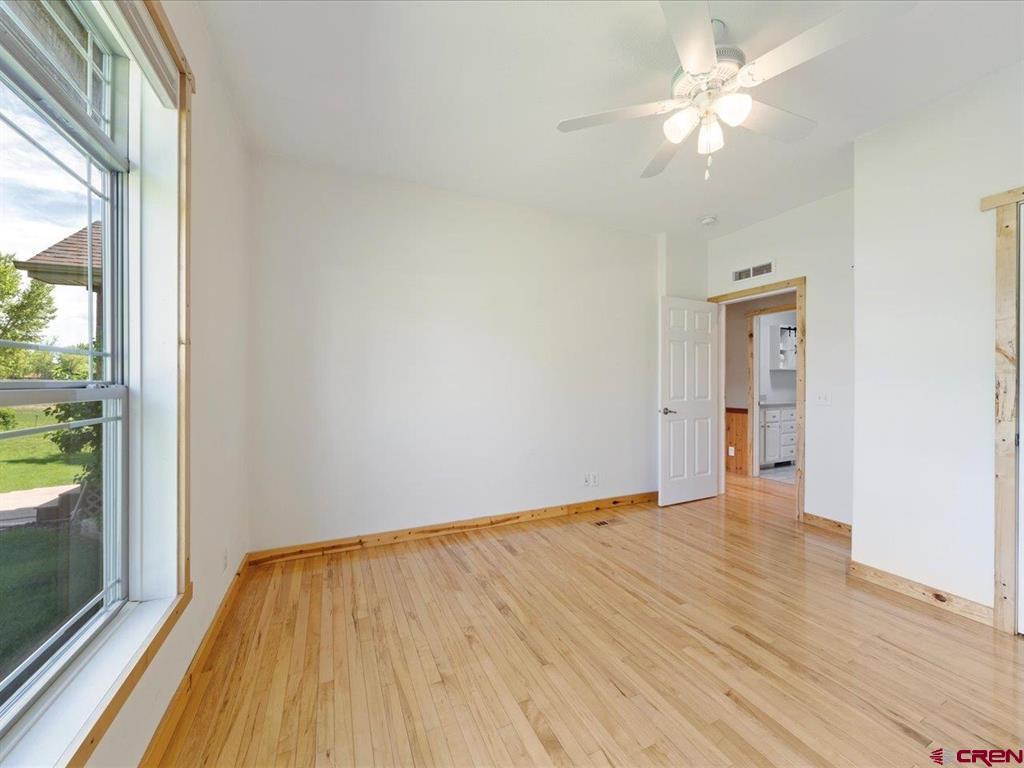 Montrose, Colorado 81403, United States, 5 Bedrooms Bedrooms, ,3 BathroomsBathrooms,Residential,Active,142904