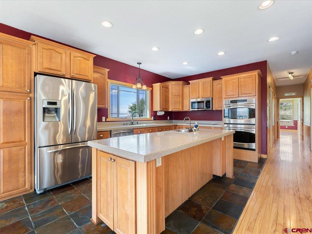 Montrose, Colorado 81403, United States, 5 Bedrooms Bedrooms, ,3 BathroomsBathrooms,Residential,Active,142904