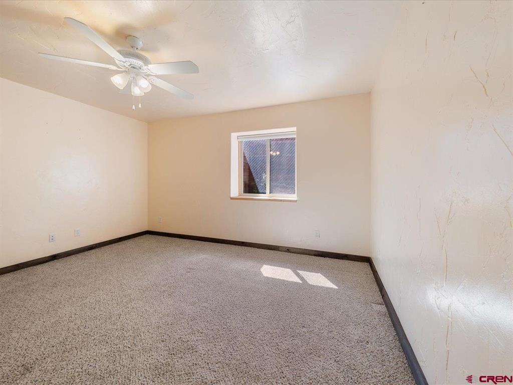 Montrose, Colorado 81403, United States, 5 Bedrooms Bedrooms, ,3 BathroomsBathrooms,Residential,Active,142904