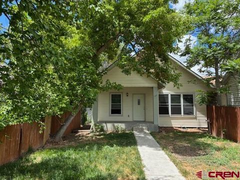 Photo of 127 S 3Rd Street, Montrose, CO 81401 (MLS # 836501)