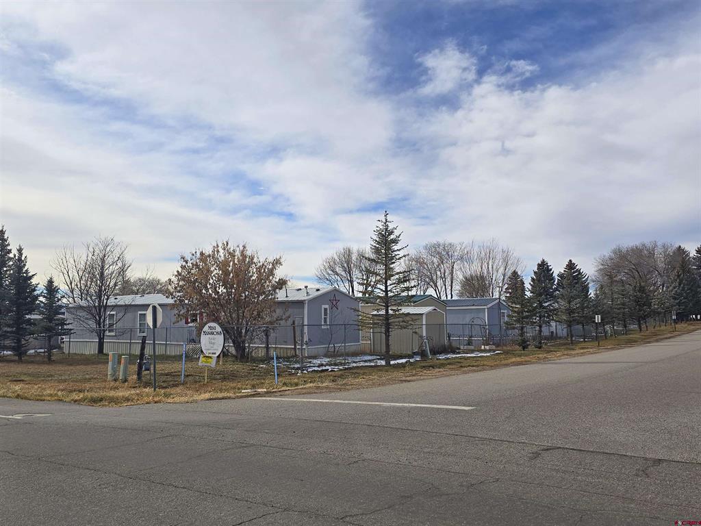 390 E Dakota Drive Units 1 - 35 plus 451 Mountain View Dr (office)