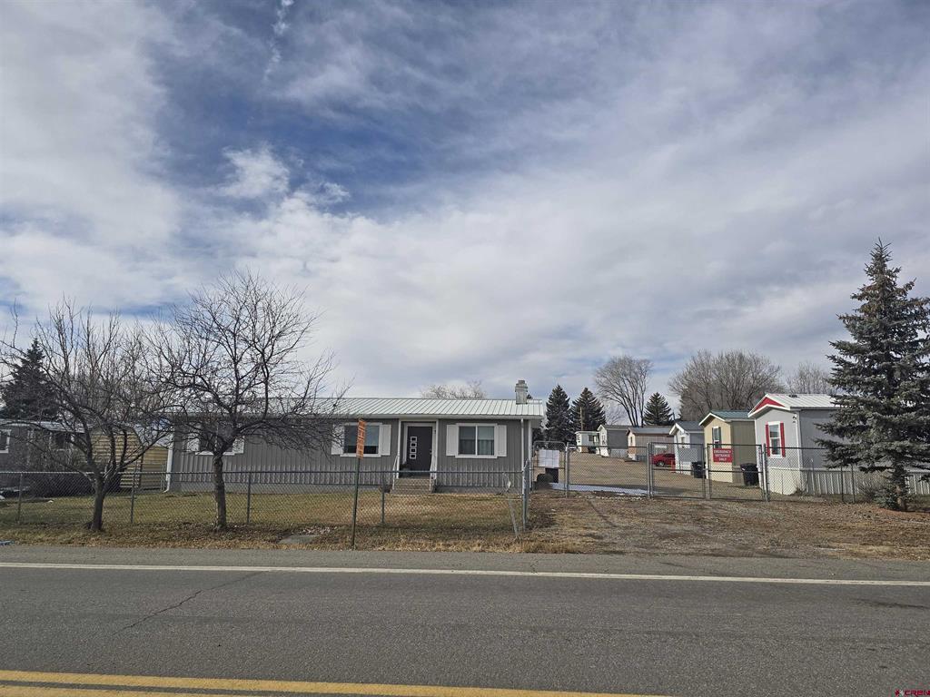 390 E Dakota Drive Units 1 - 35 plus 451 Mountain View Dr (office)