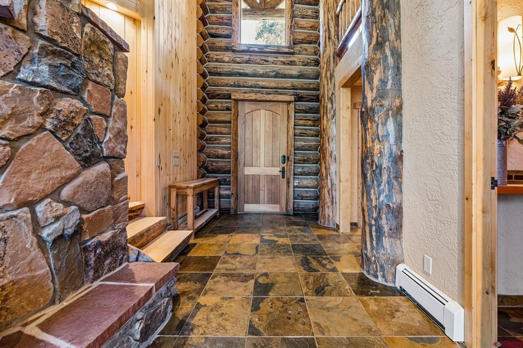 580 Lake Purgatory Drive