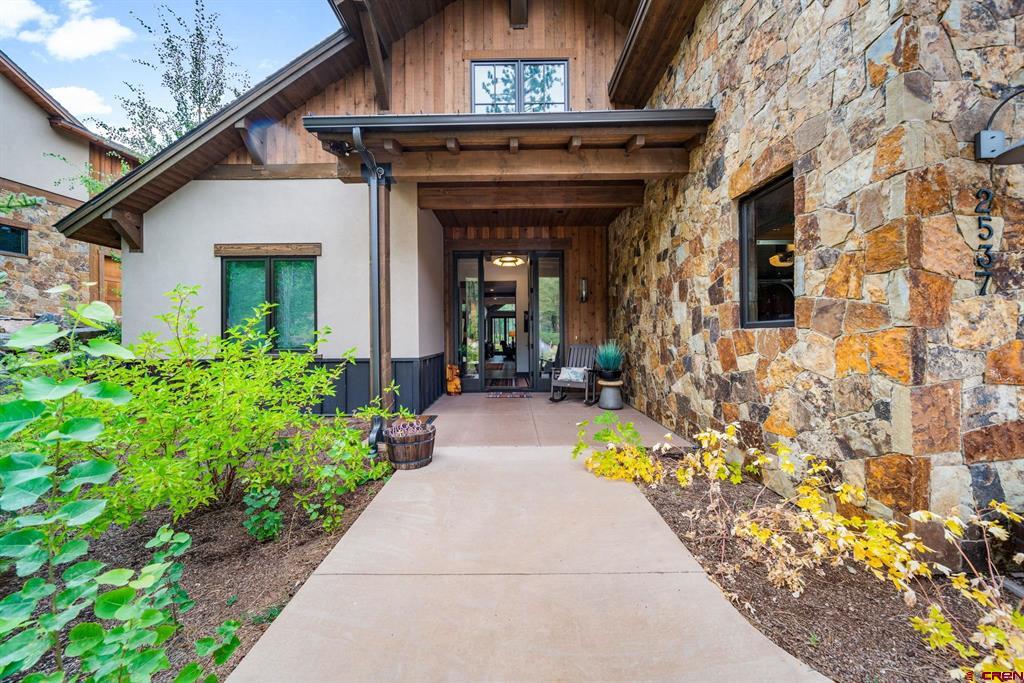 2537 Glacier Club Drive