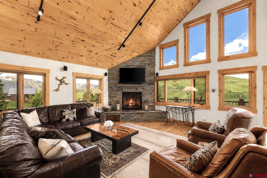 43 Anthracite Drive