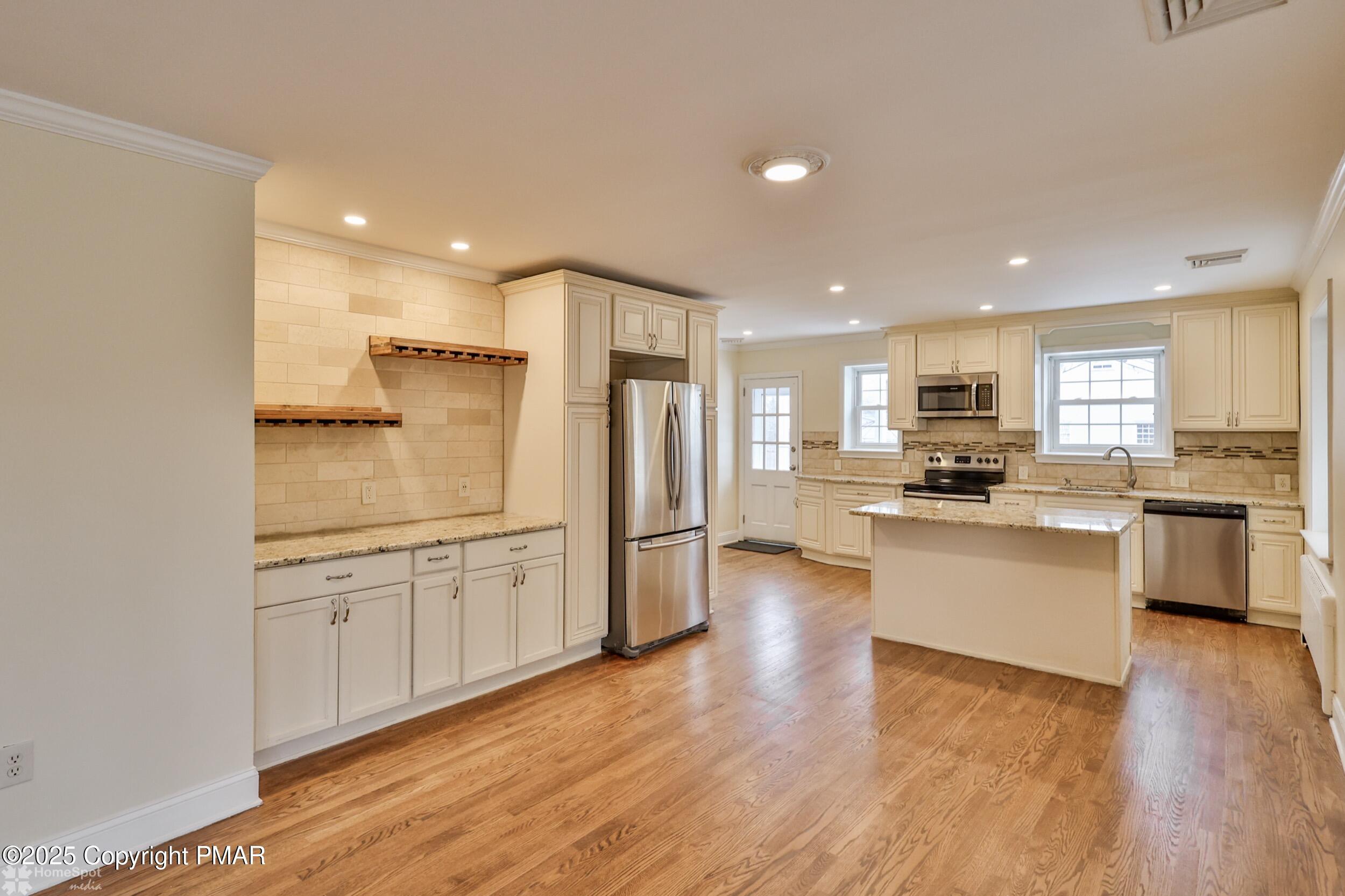404 N Wales Road, Lansdale, Pennsylvania image 4