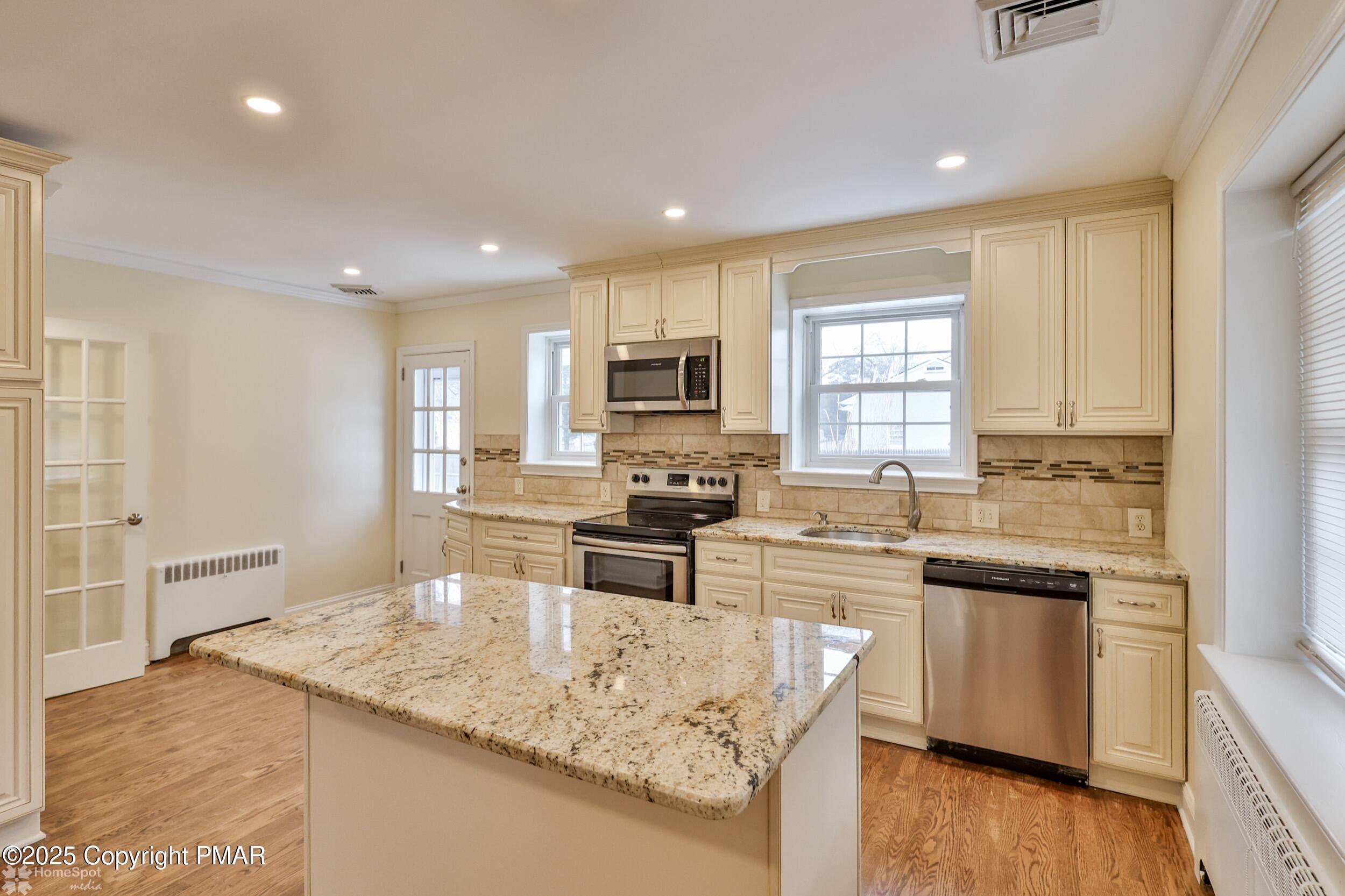 404 N Wales Road, Lansdale, Pennsylvania image 5