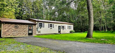 Homes For Sale - 8 Fawn Grove Drive<br/> Albrightsville, PA 18210