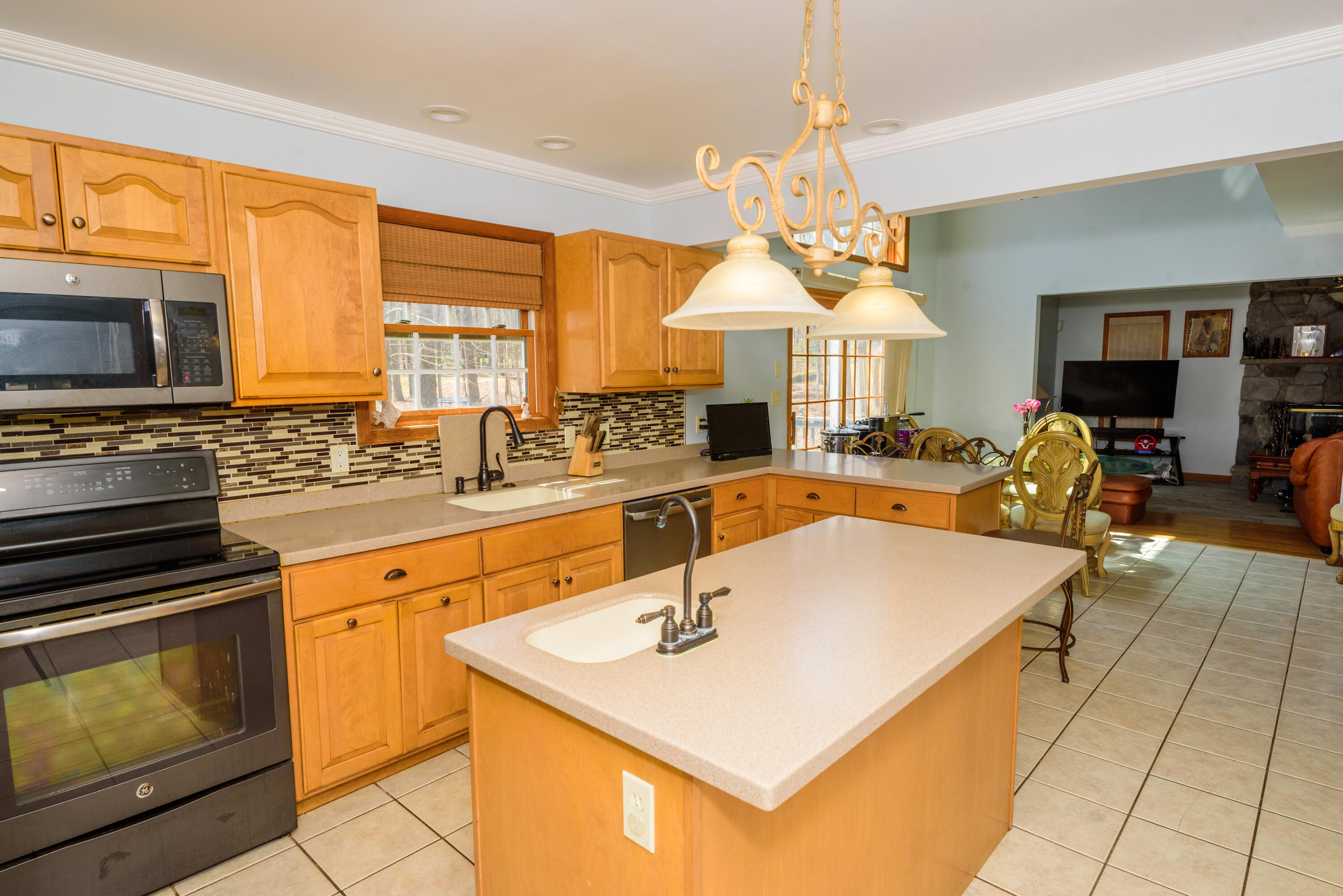 248 Whisperwood Court, Saylorsburg, Pennsylvania image 11