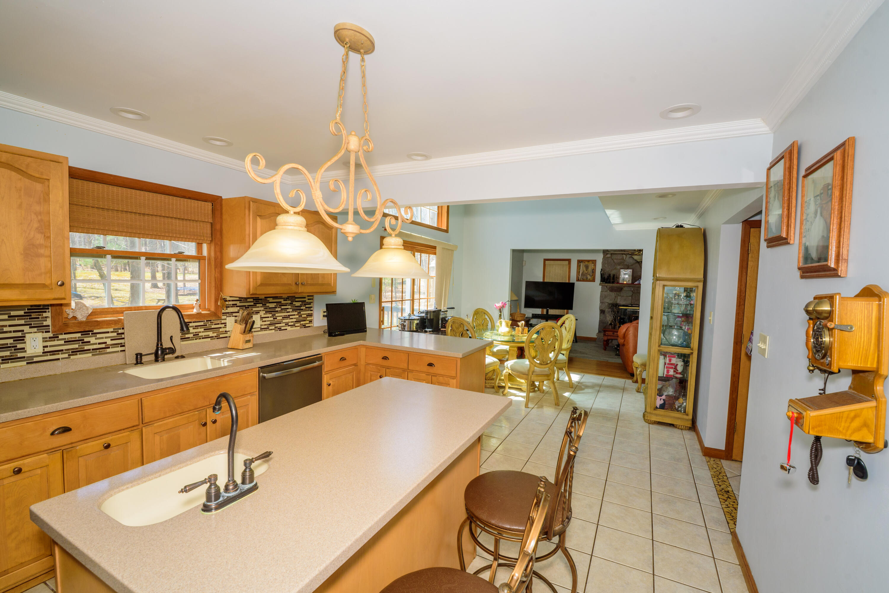 248 Whisperwood Court, Saylorsburg, Pennsylvania image 13