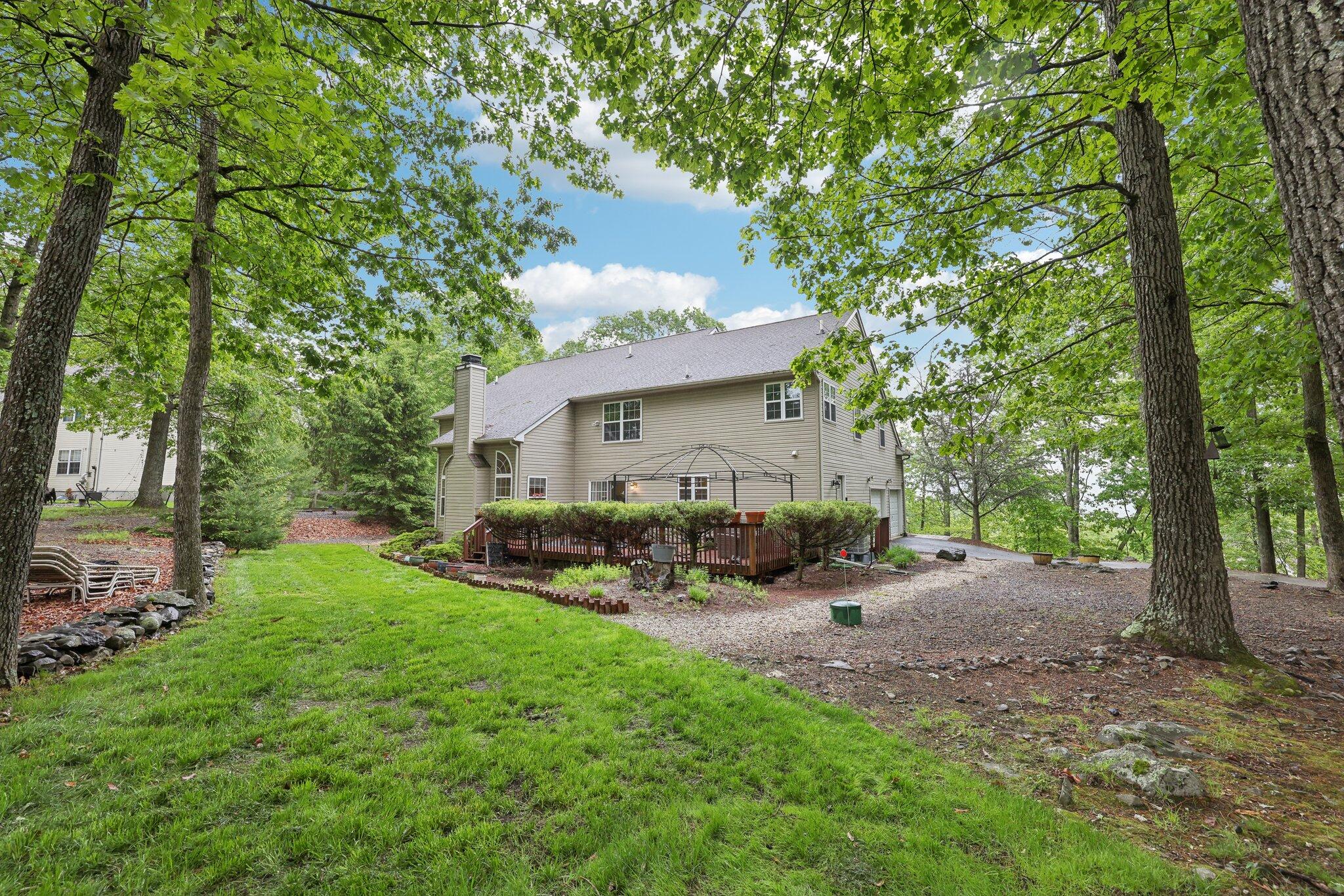 136 Outlook Court, East Stroudsburg, Pennsylvania image 13