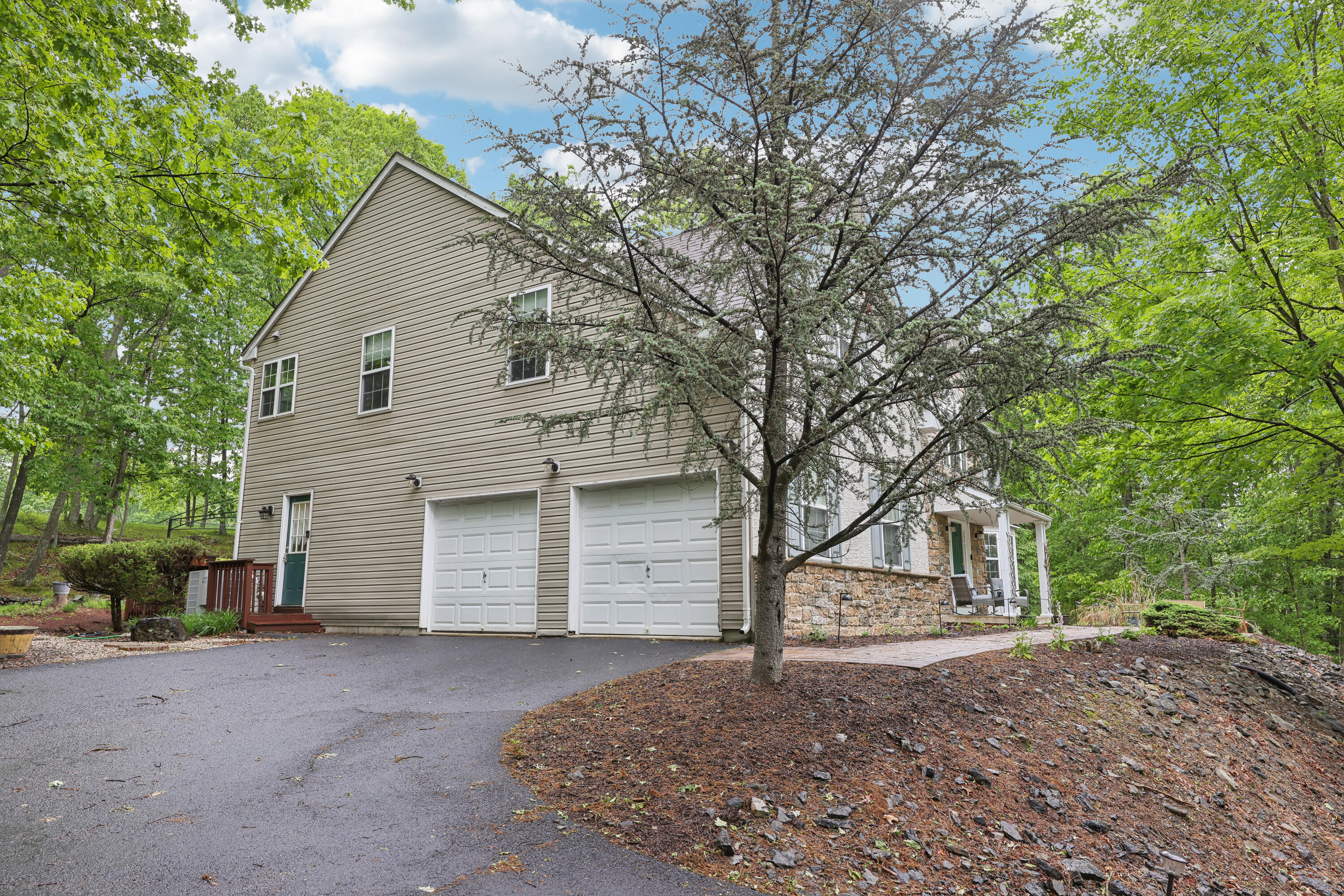 136 Outlook Court, East Stroudsburg, Pennsylvania image 9