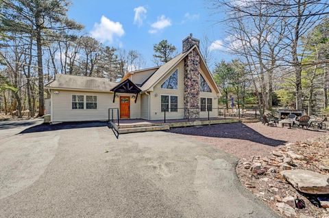 29 Estates Dr Lake Harmony PA 18624
