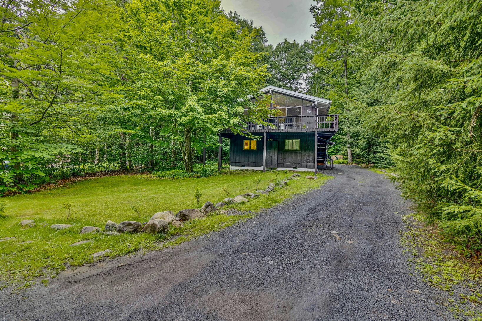 214 Pheasant Place, Tobyhanna, Pennsylvania image 1