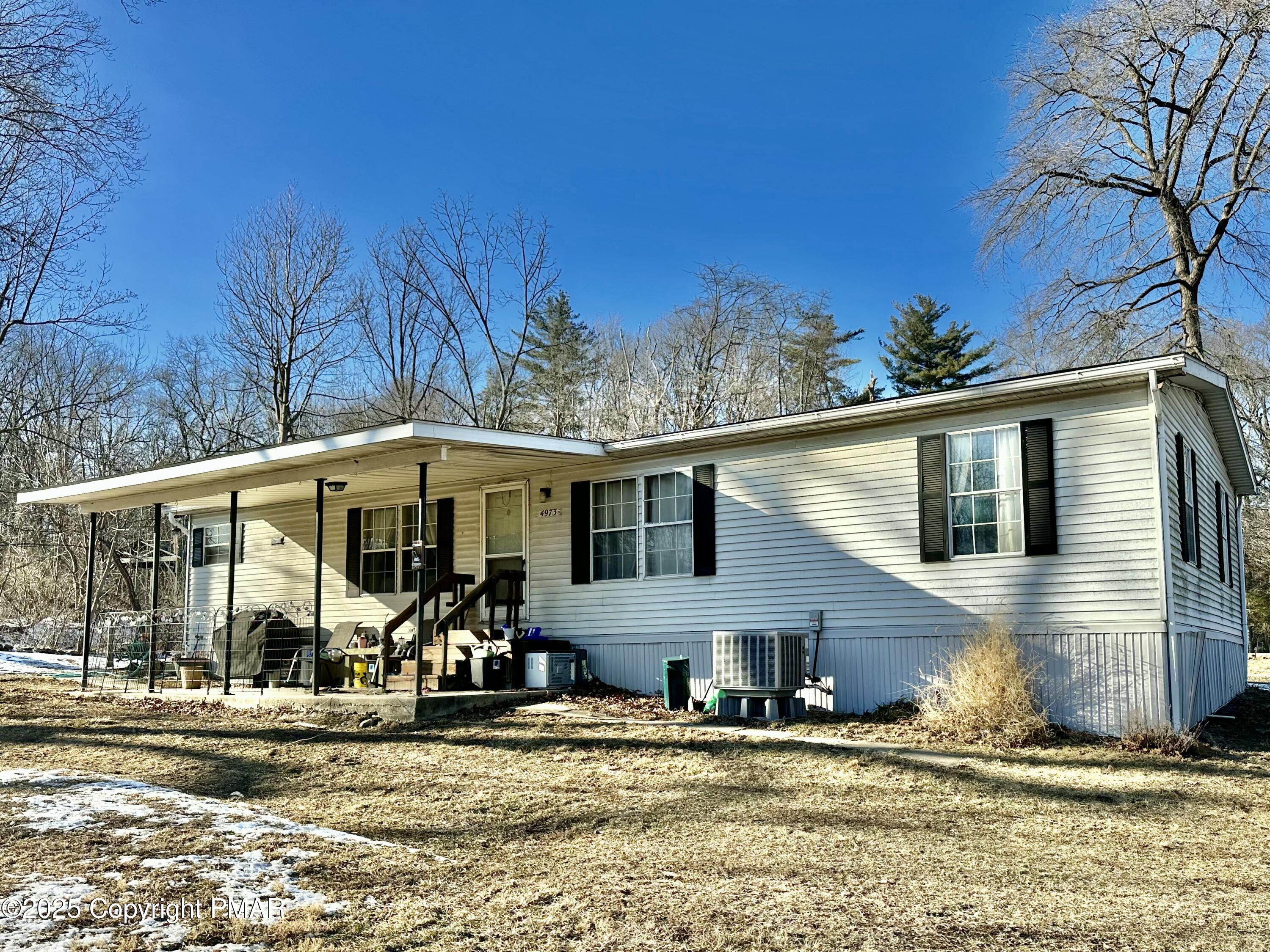 4973 Mountain Road, Slatington, Pennsylvania image 1