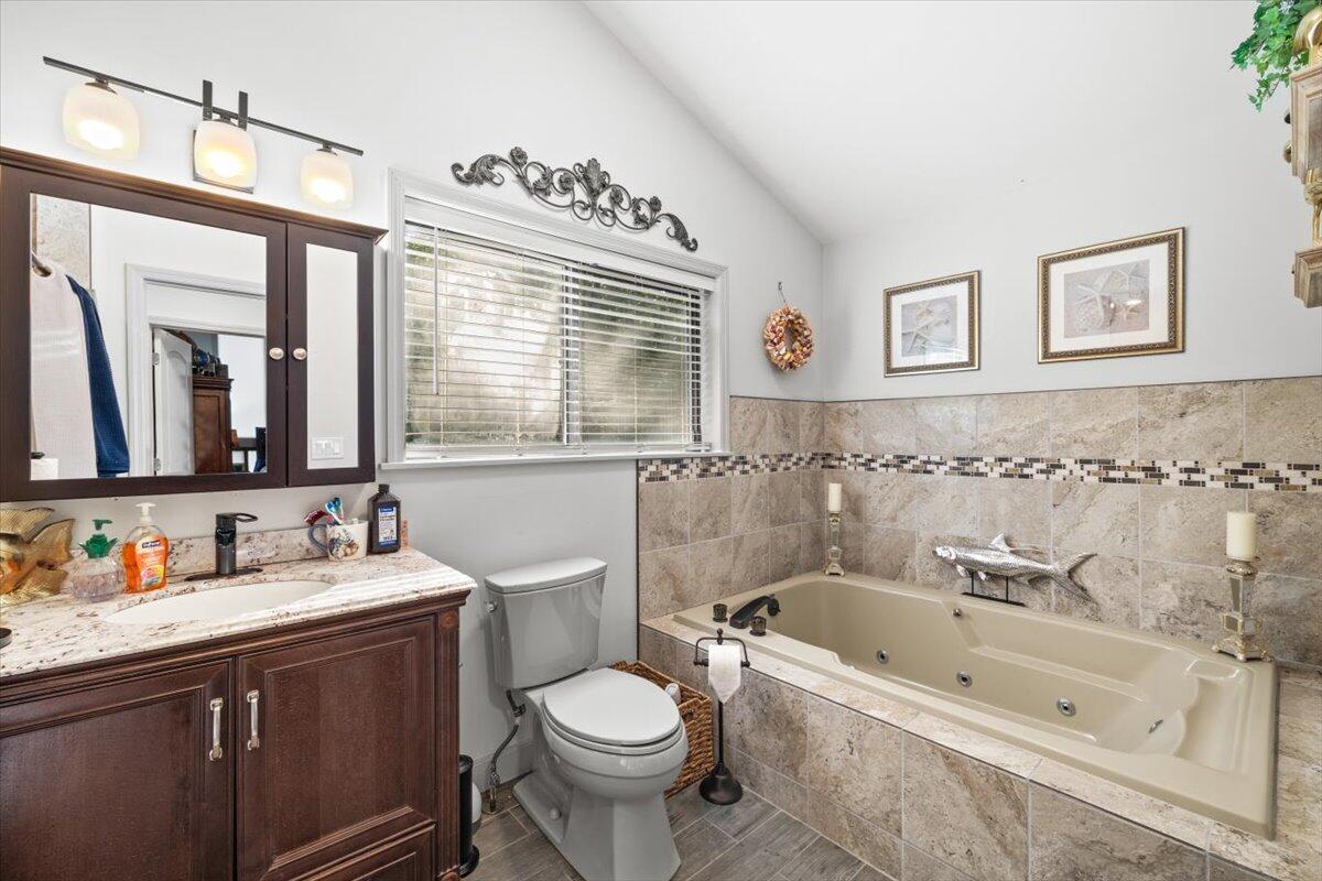 1237 Brentwood Drive, East Stroudsburg, Pennsylvania image 27