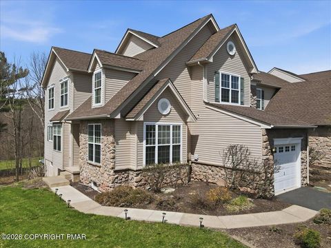 Townhouse For Sale - 1751 Big Ridge Drive<br/> East Stroudsburg, PA 18302