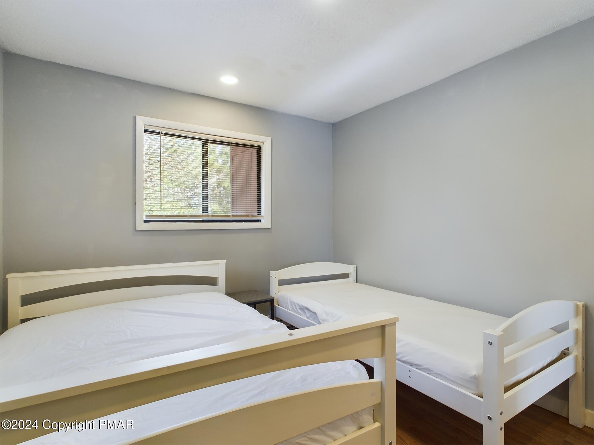 644 Cayuga Drive, Tobyhanna, Pennsylvania image 16