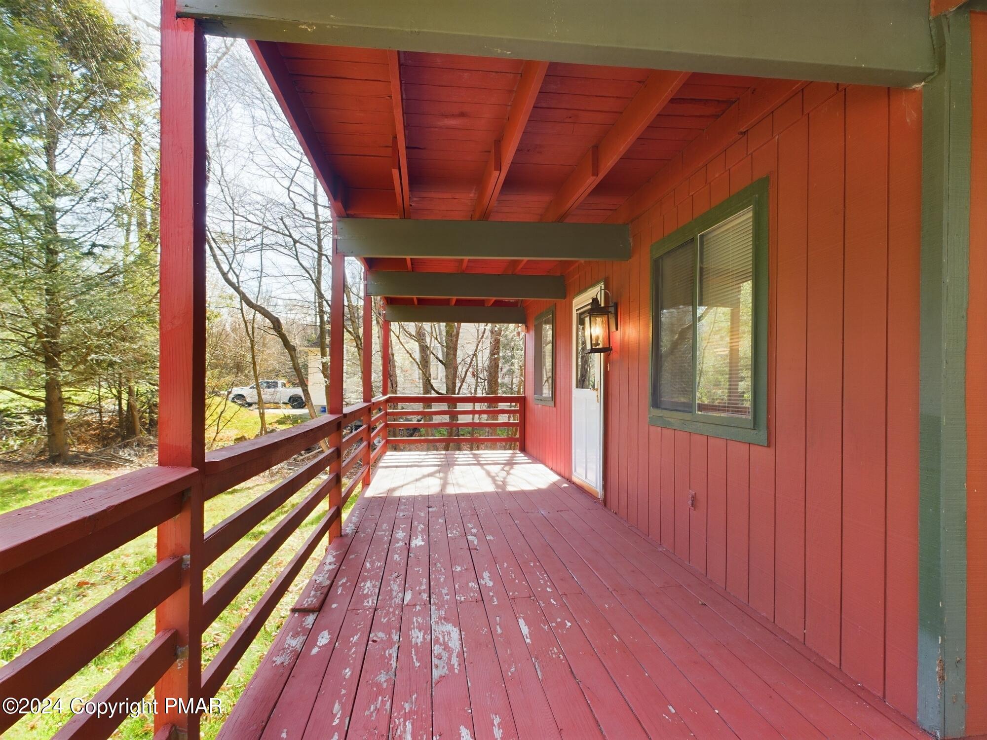644 Cayuga Drive, Tobyhanna, Pennsylvania image 6