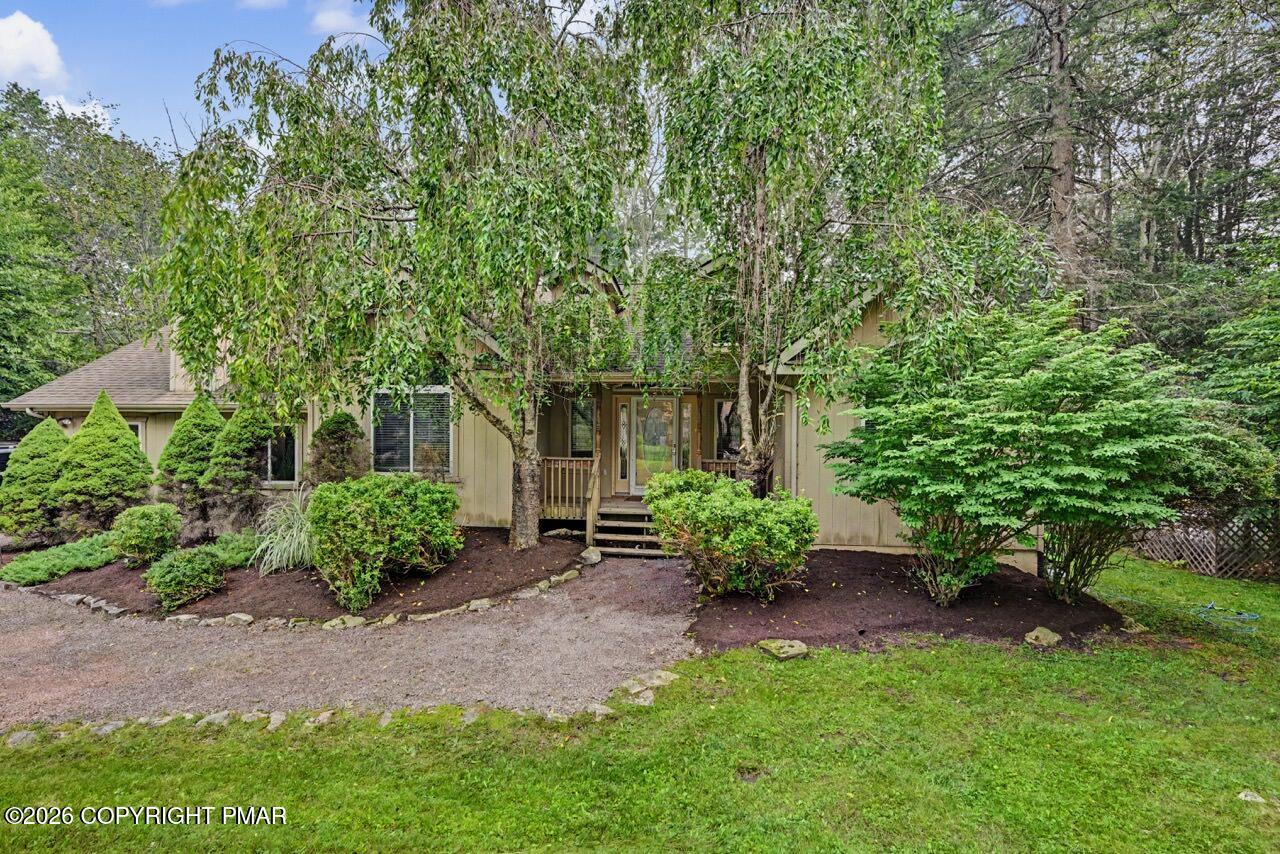 305 Meadowbrook Court
