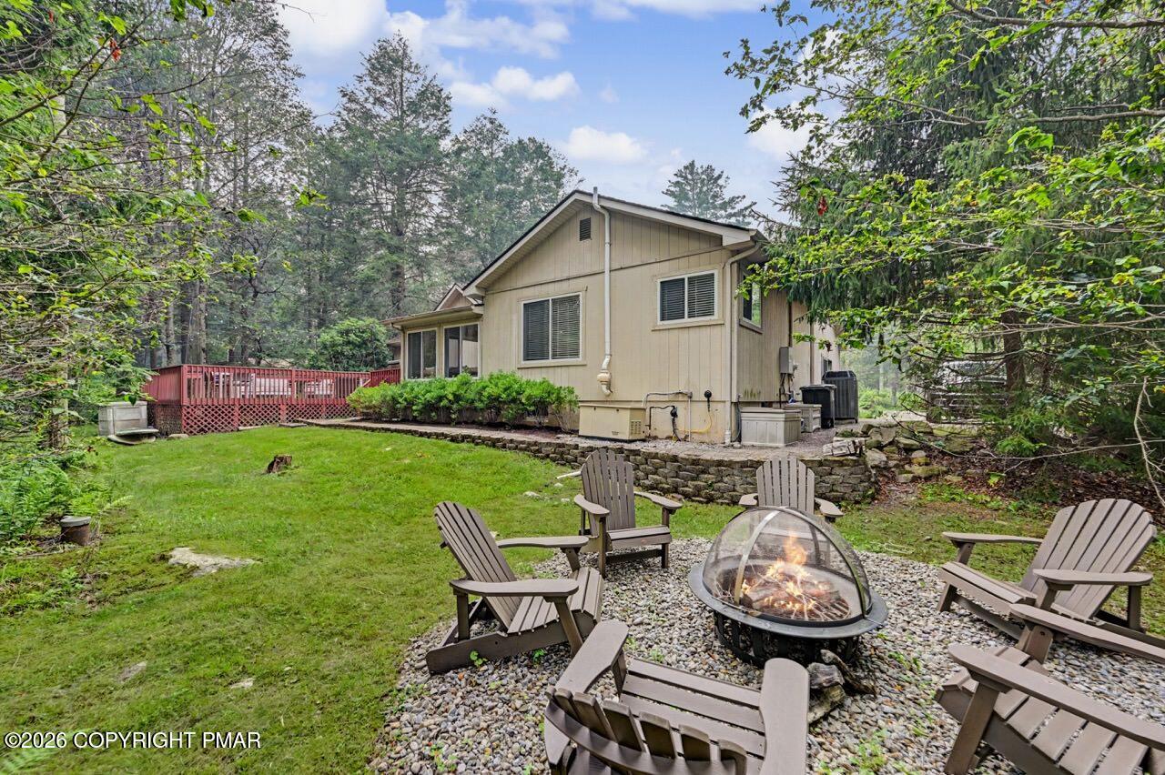 305 Meadowbrook Court