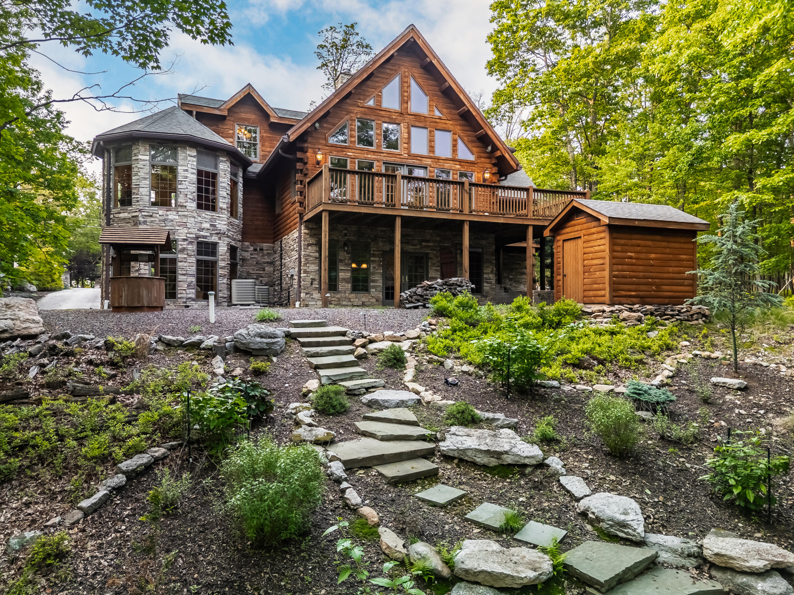 120 Dakota Drive, Hazleton, Pennsylvania image 2
