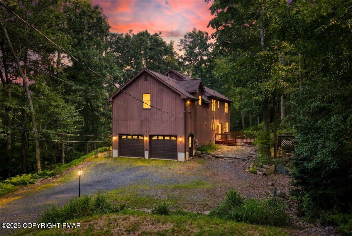 5110 Oak Lane
