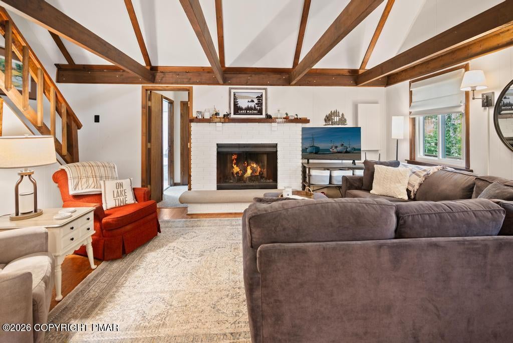 5439 Woodland Avenue