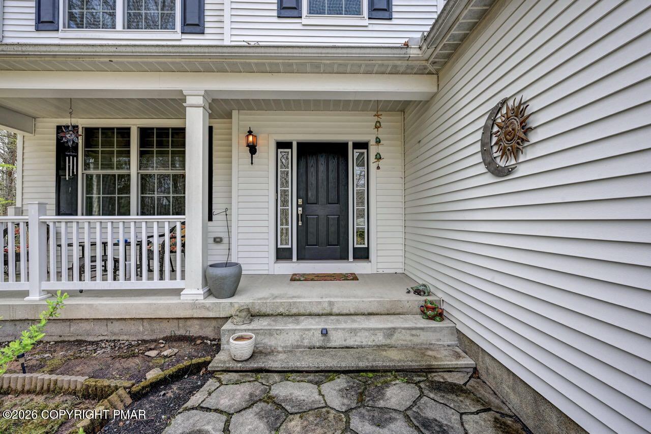 305 Devils Hole Road