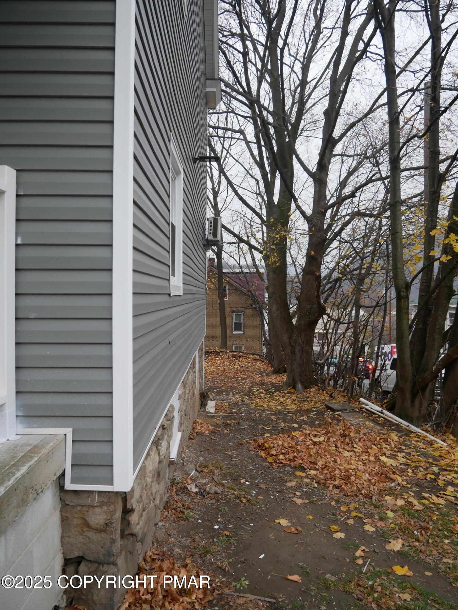 Coal Township, Pennsylvania 17866, United States, 4 Bedrooms Bedrooms, ,2 BathroomsBathrooms,Residential,Active,247734