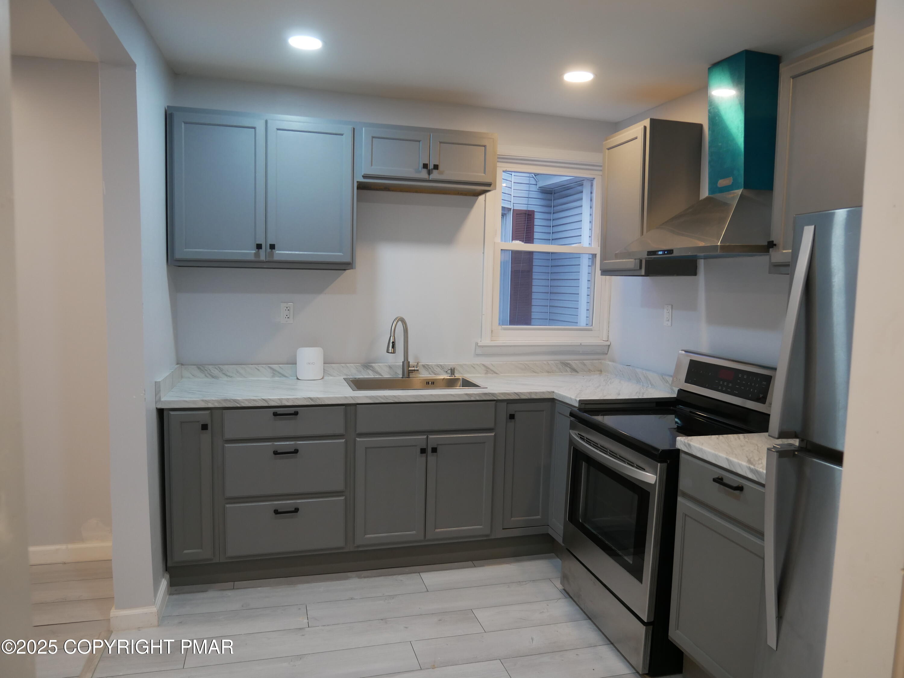 Coal Township, Pennsylvania 17866, United States, 4 Bedrooms Bedrooms, ,2 BathroomsBathrooms,Residential,Active,247734