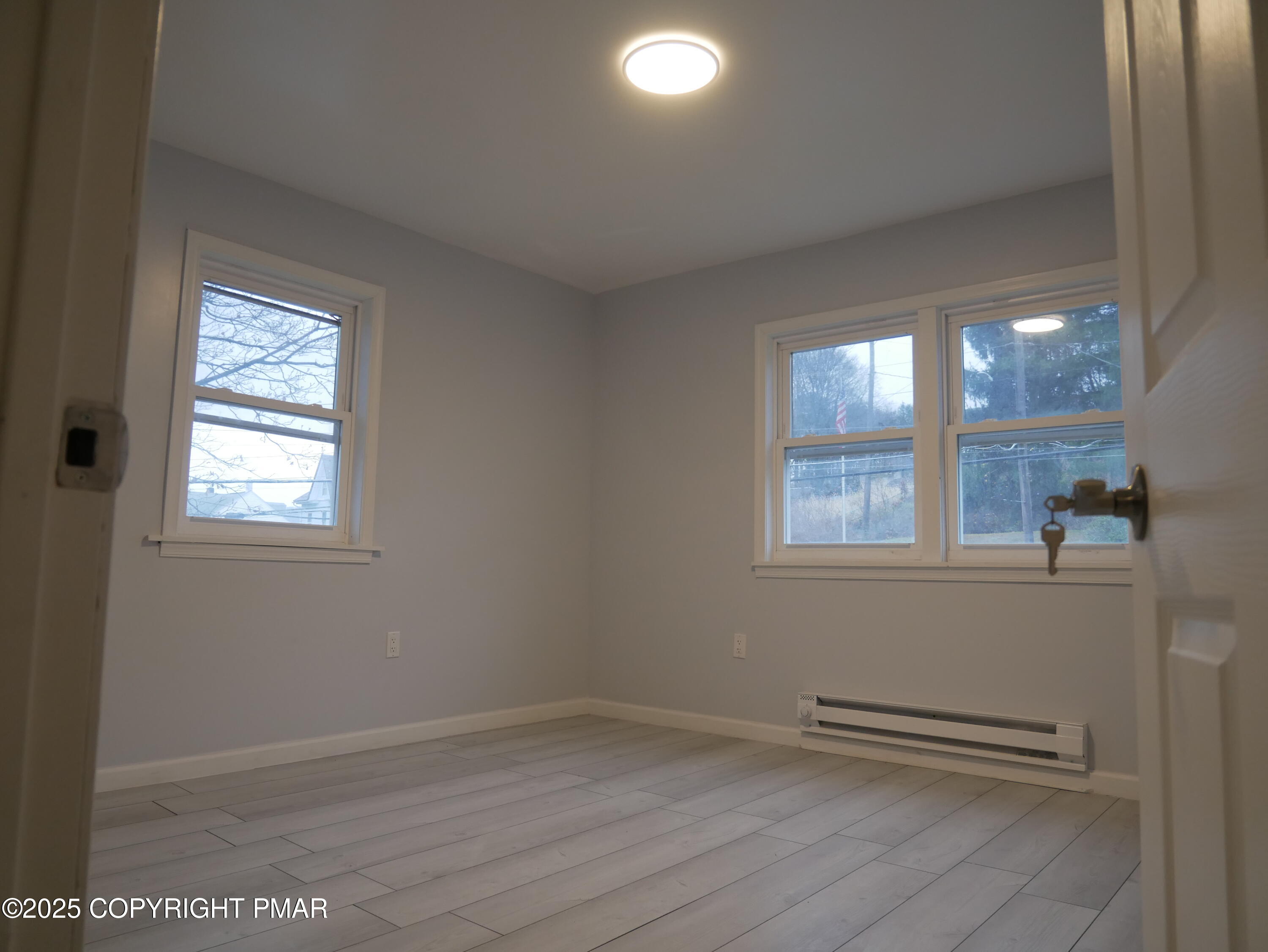 Coal Township, Pennsylvania 17866, United States, 4 Bedrooms Bedrooms, ,2 BathroomsBathrooms,Residential,Active,247734