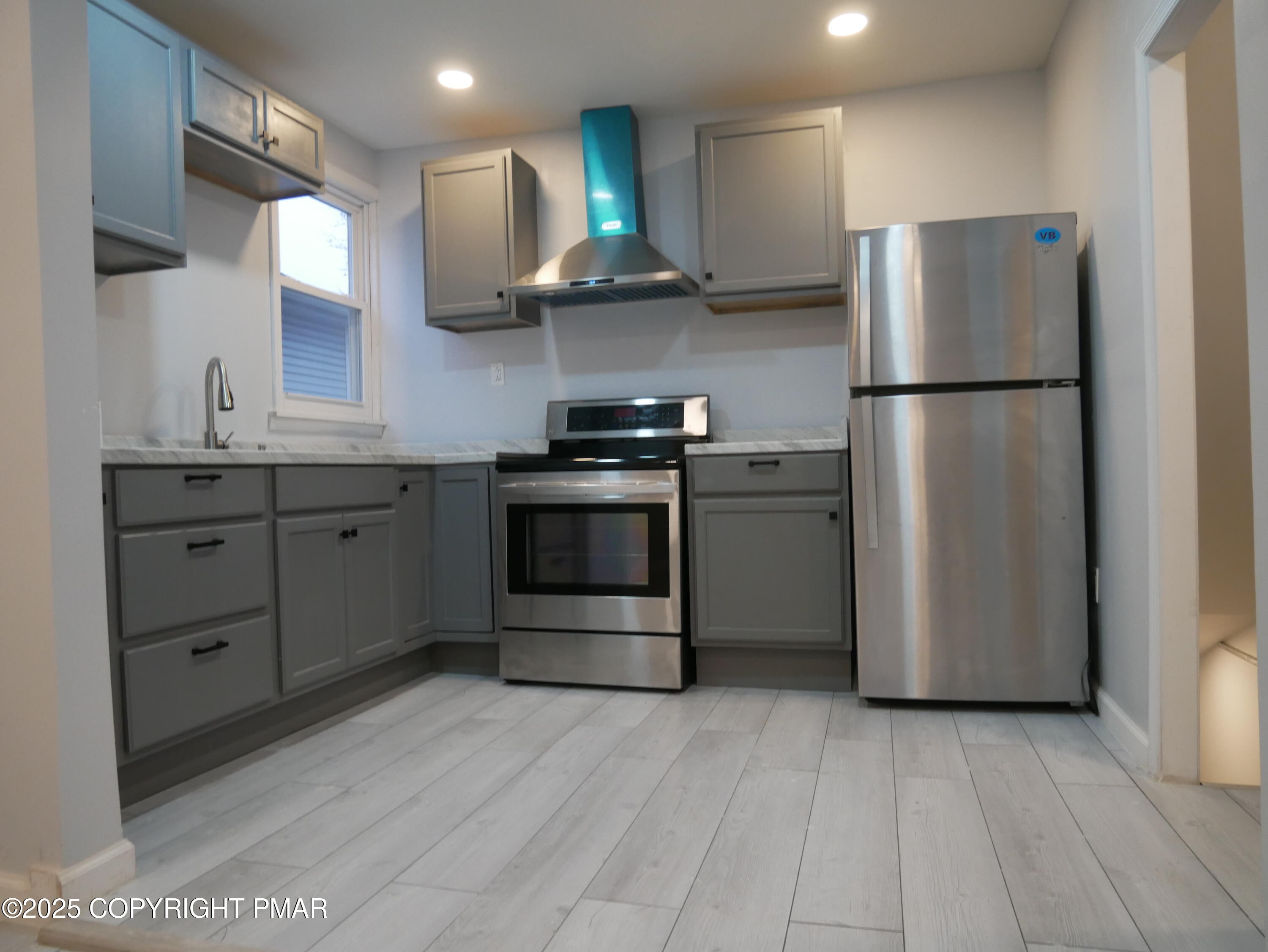 Coal Township, Pennsylvania 17866, United States, 4 Bedrooms Bedrooms, ,2 BathroomsBathrooms,Residential,Active,247734