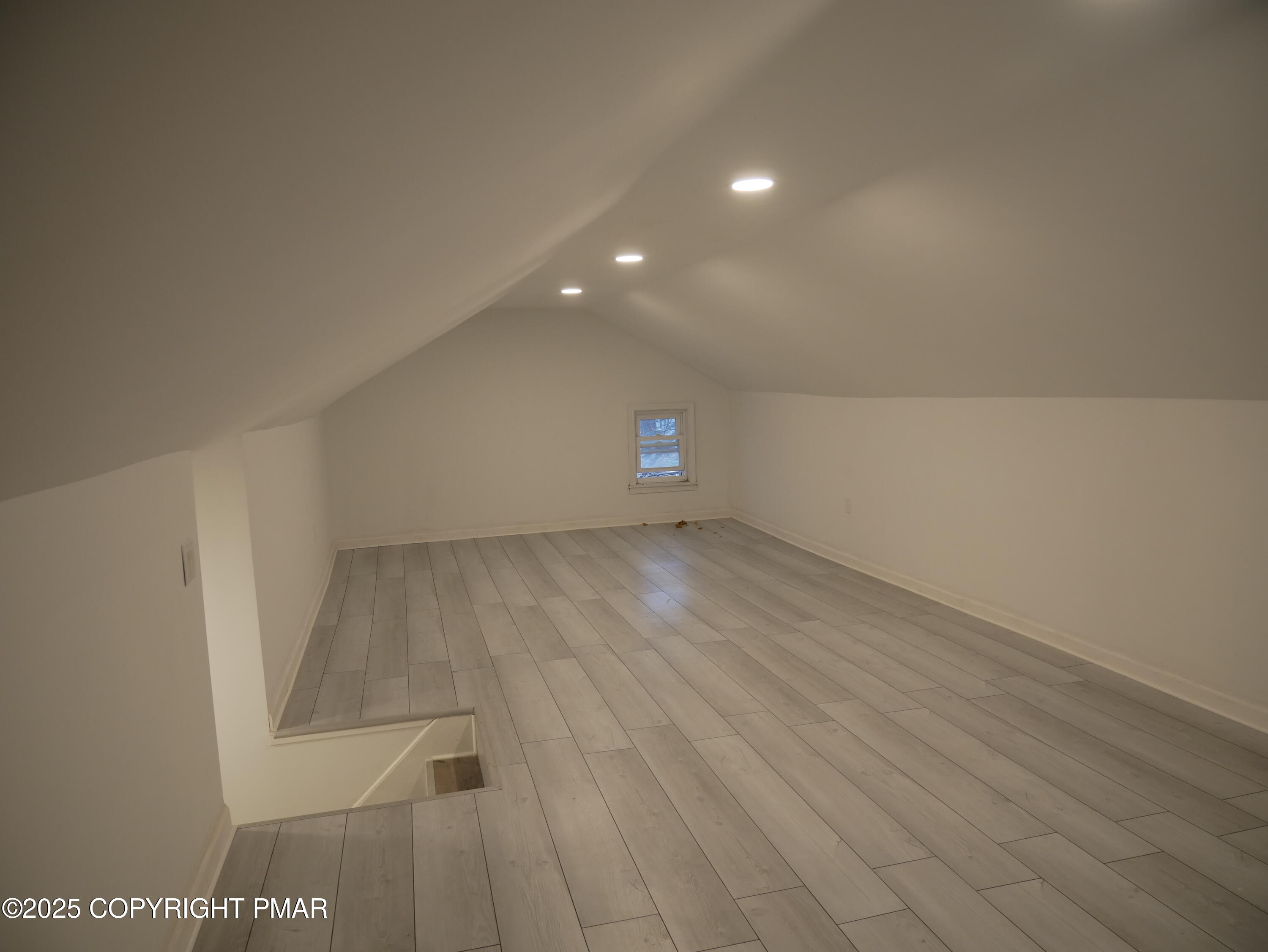 Coal Township, Pennsylvania 17866, United States, 4 Bedrooms Bedrooms, ,2 BathroomsBathrooms,Residential,Active,247734