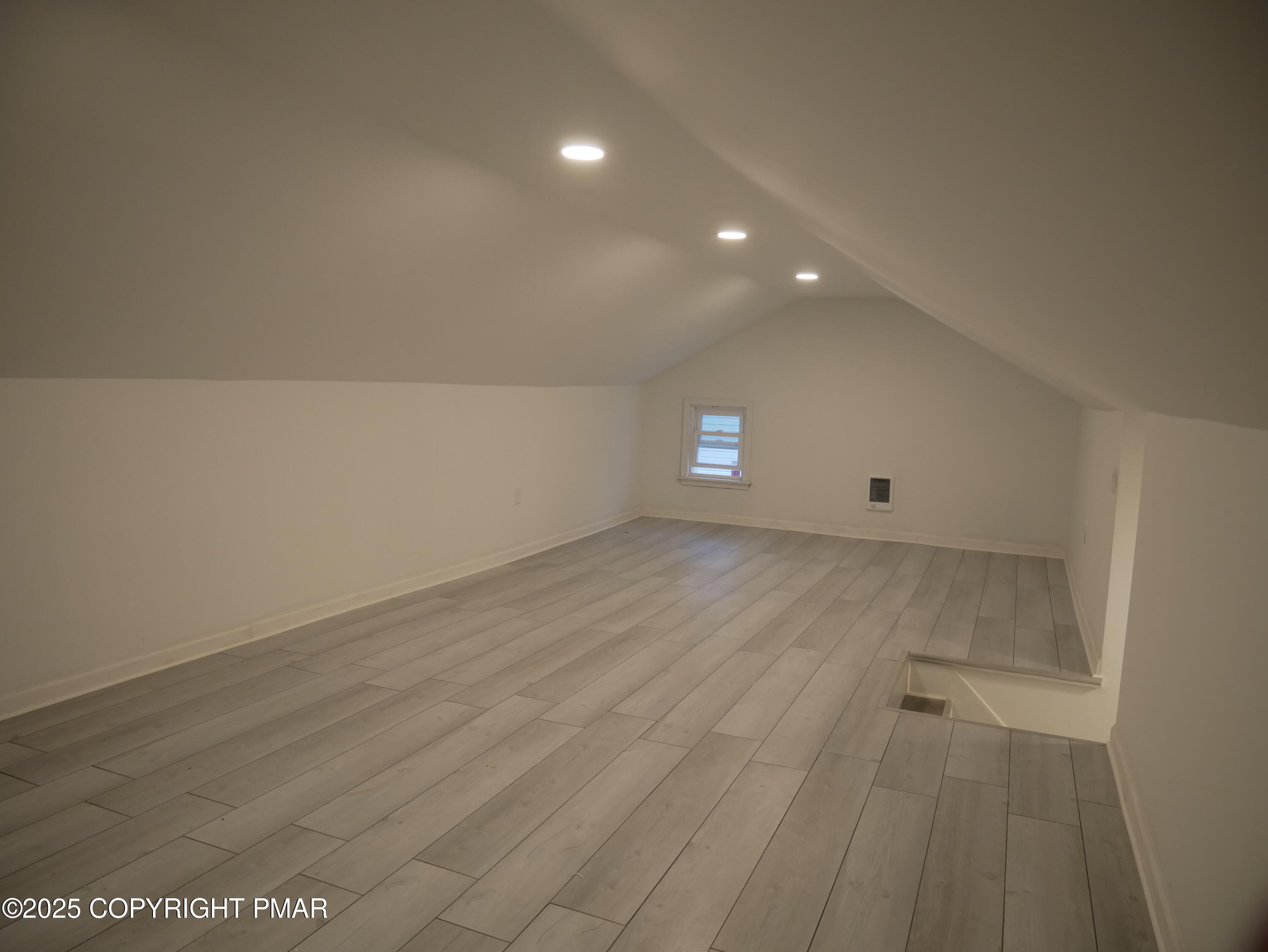 Coal Township, Pennsylvania 17866, United States, 4 Bedrooms Bedrooms, ,2 BathroomsBathrooms,Residential,Active,247734