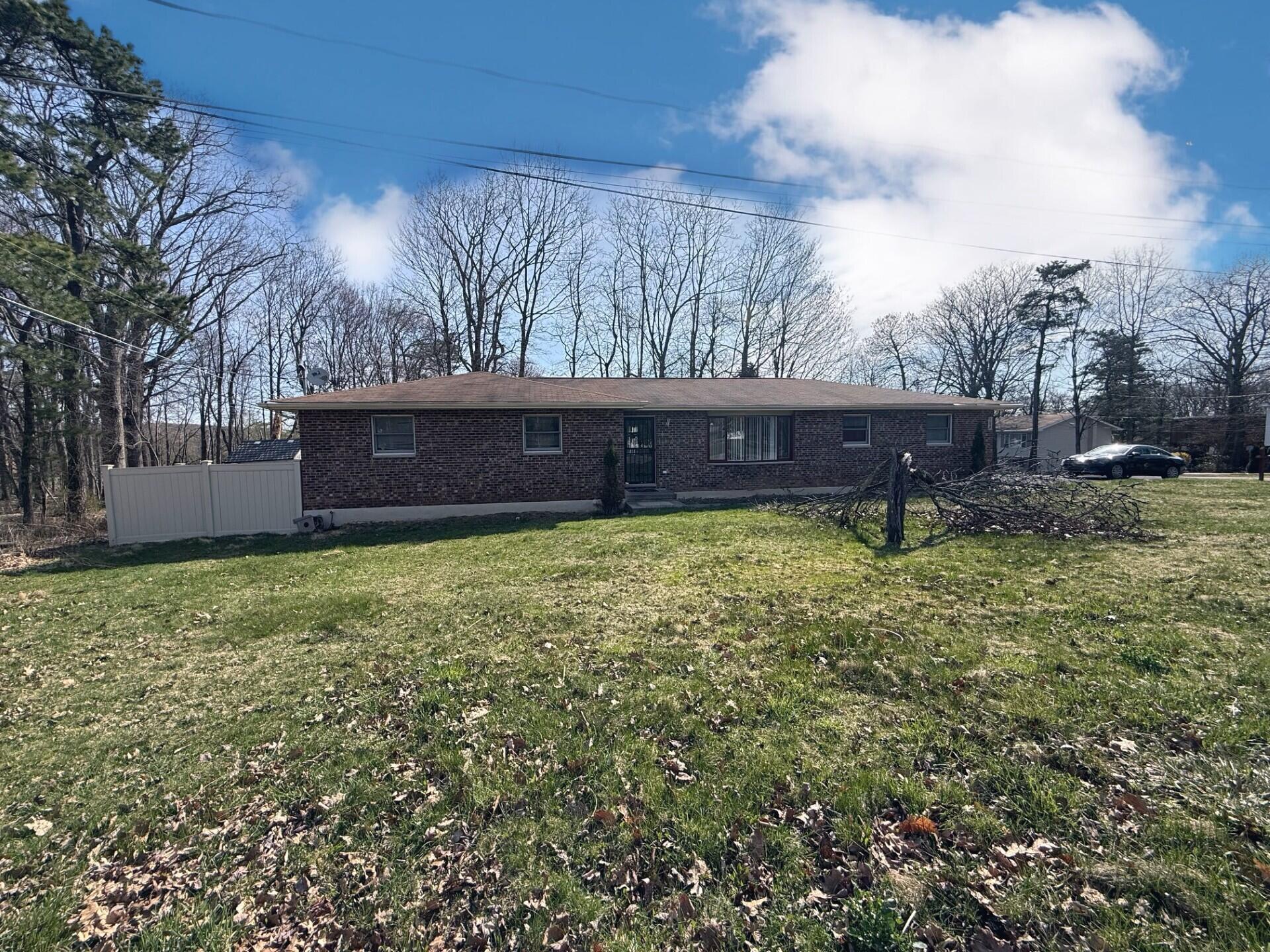 104 Sunset Drive, Mount Pocono, Pennsylvania image 3