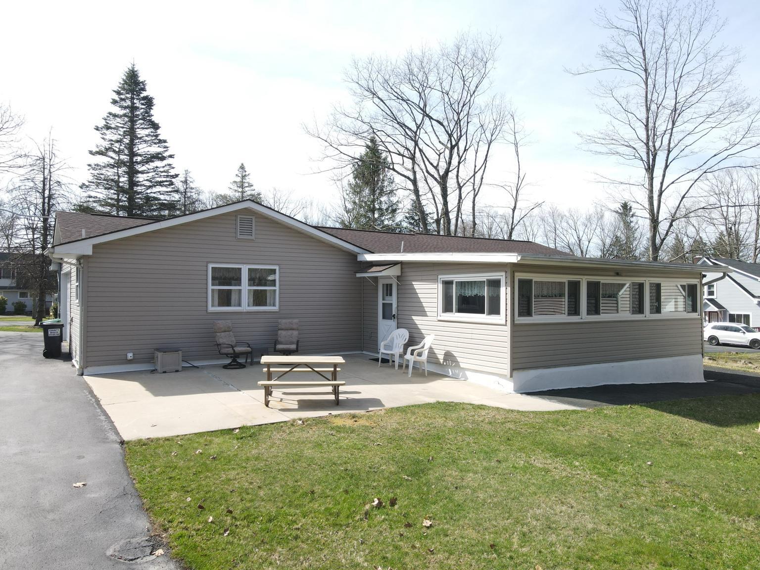 148 Summit Avenue, Pocono Summit, Pennsylvania image 5