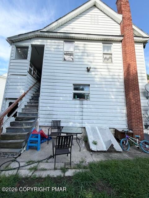 338 E Elm Street