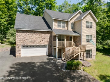 2115 Hemlock Lane East Stroudsburg PA 18302