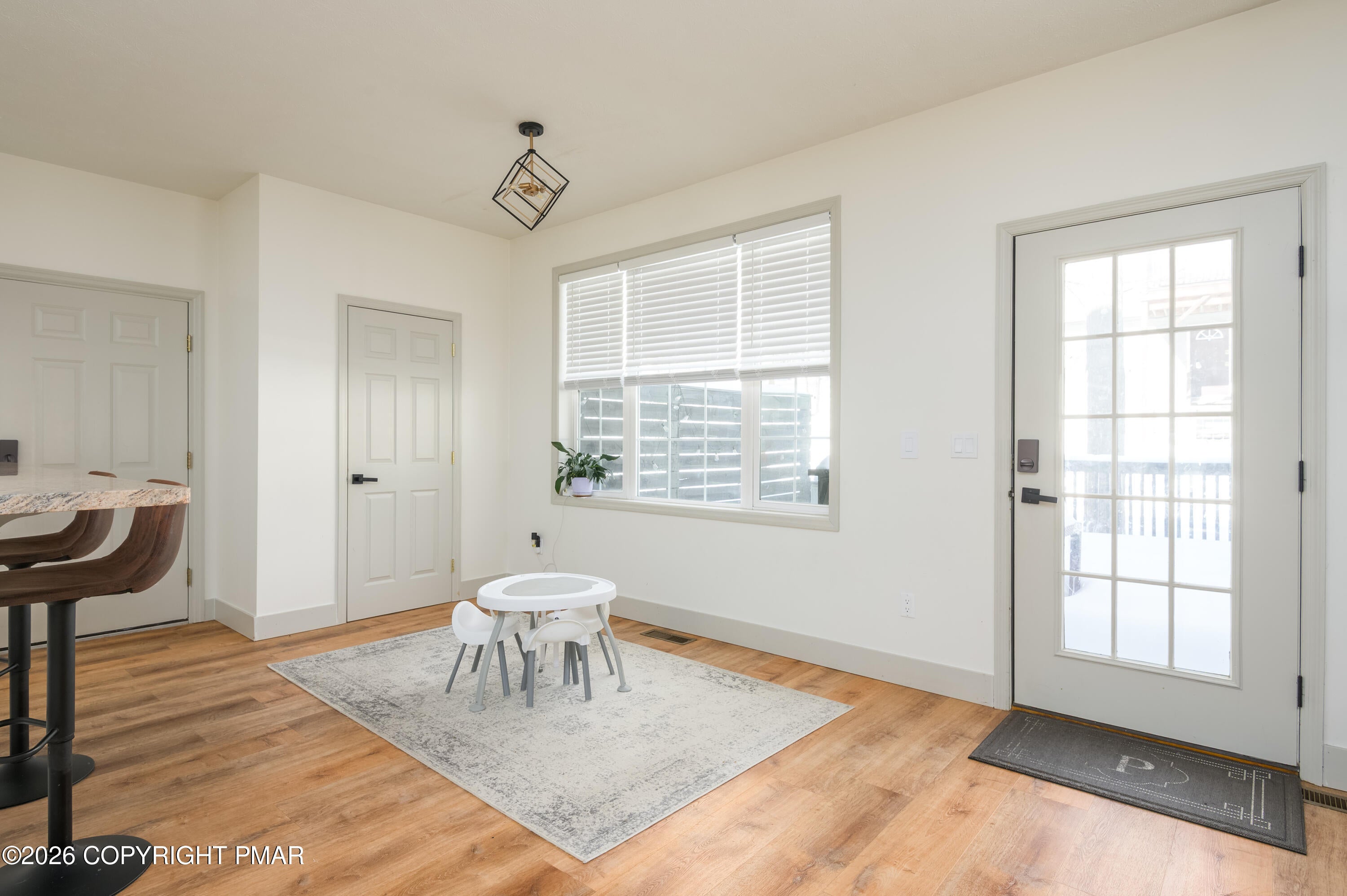 2115 Hemlock Lane